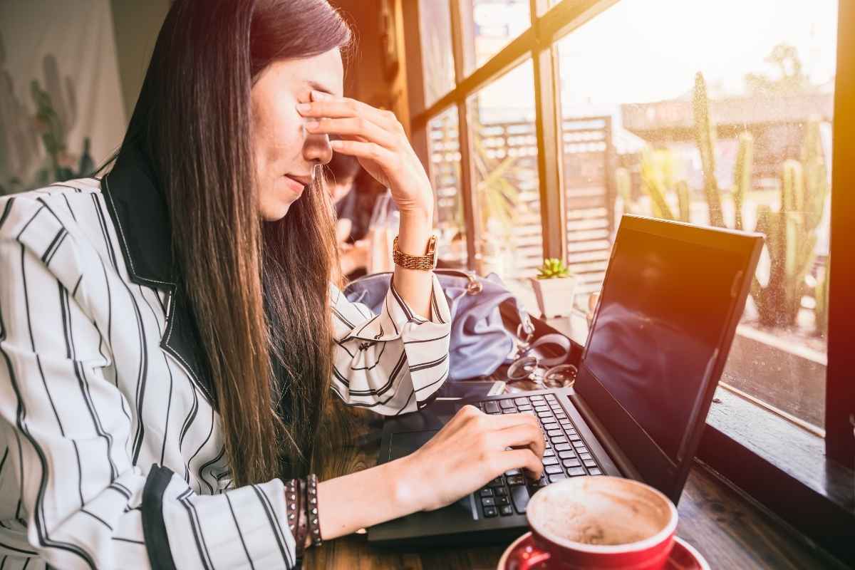 Năng lượng thấp kéo dài đôi khi không chỉ do làm việc nhiều mà còn do cơ thể hấp thu kém.